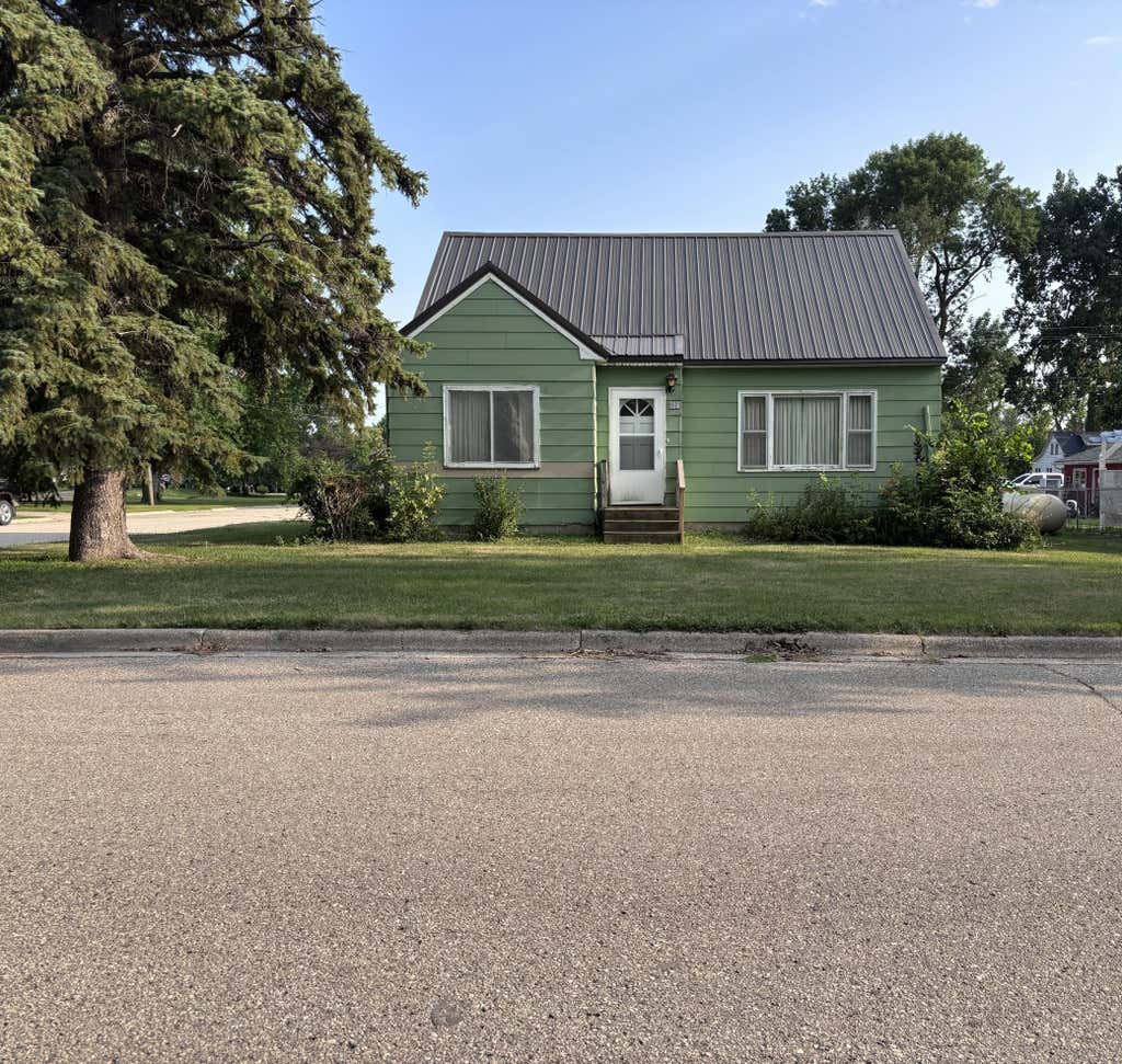 Photo of 217 Iowa Avenue, Hoffman, MN 56339 (MLS # 7120741)