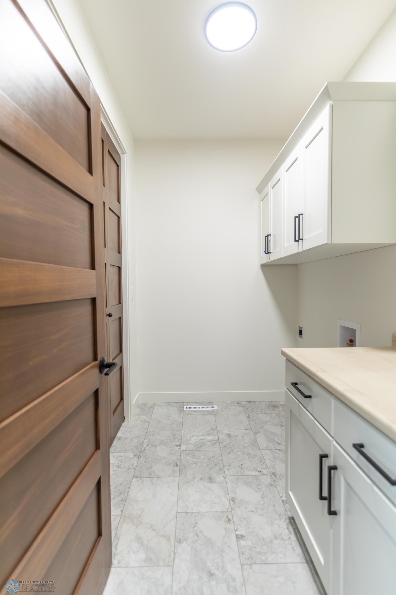 West Fargo, North Dakota 58078, United States, 3 Bedrooms Bedrooms, ,3 BathroomsBathrooms,Residential,Active,257236