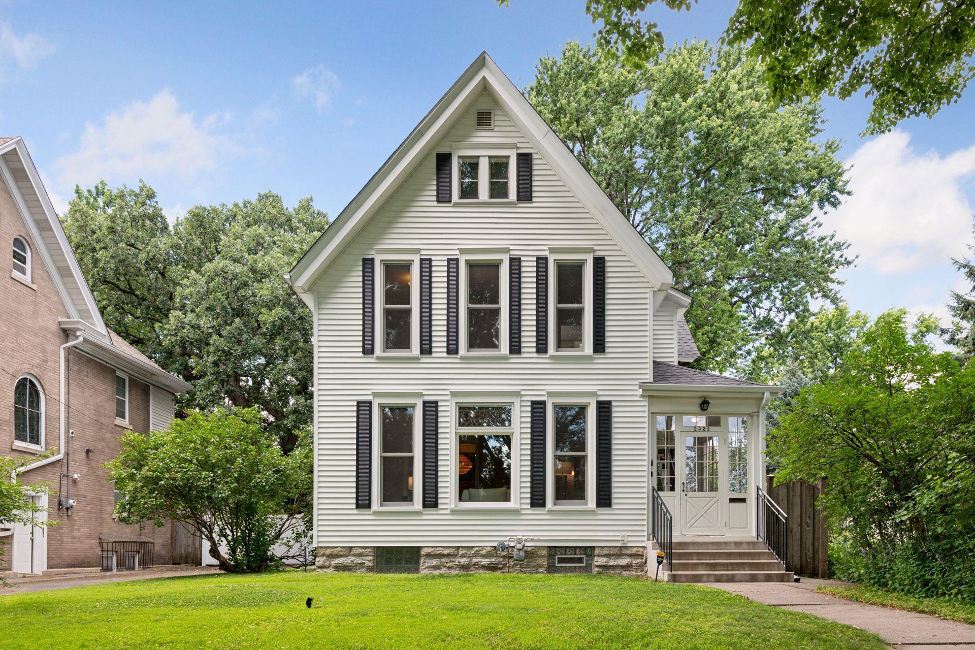 2432 Pleasant Avenue