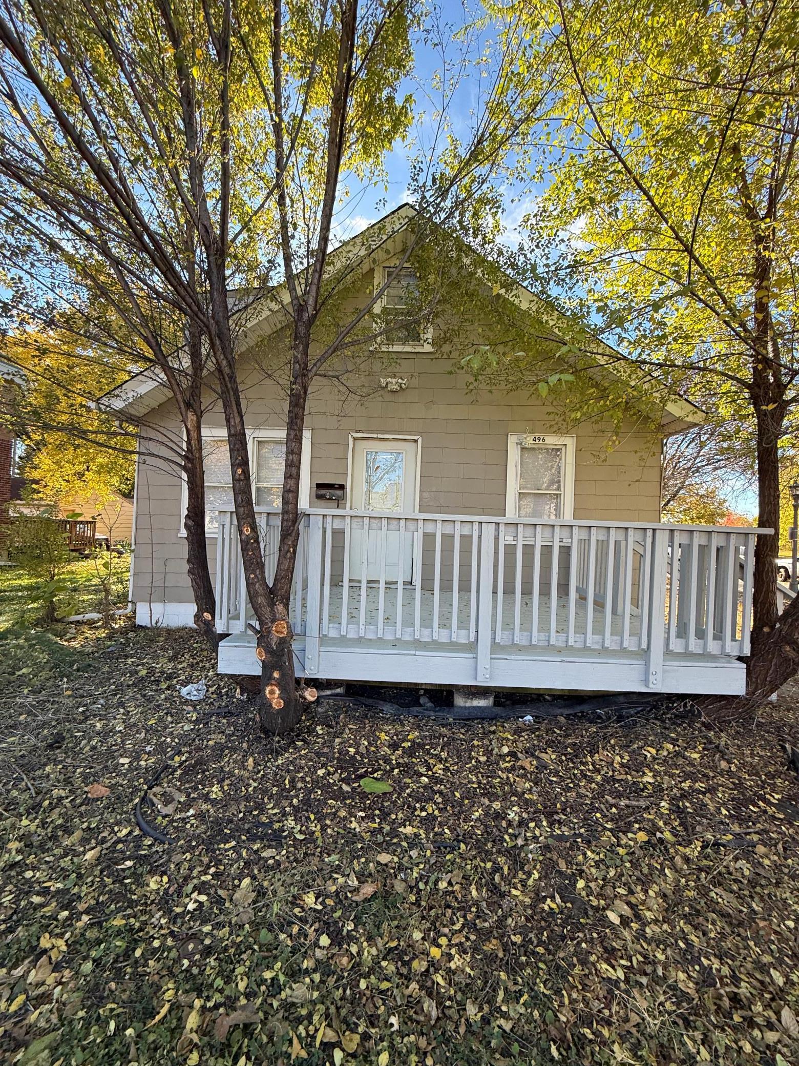 496 Maryland Avenue W