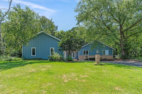 1592 Sherwood Court Eagan MN 55122