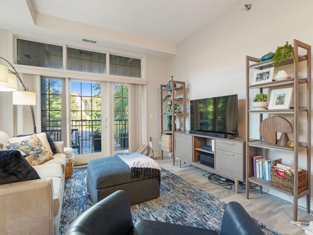851 River Mews Court 105