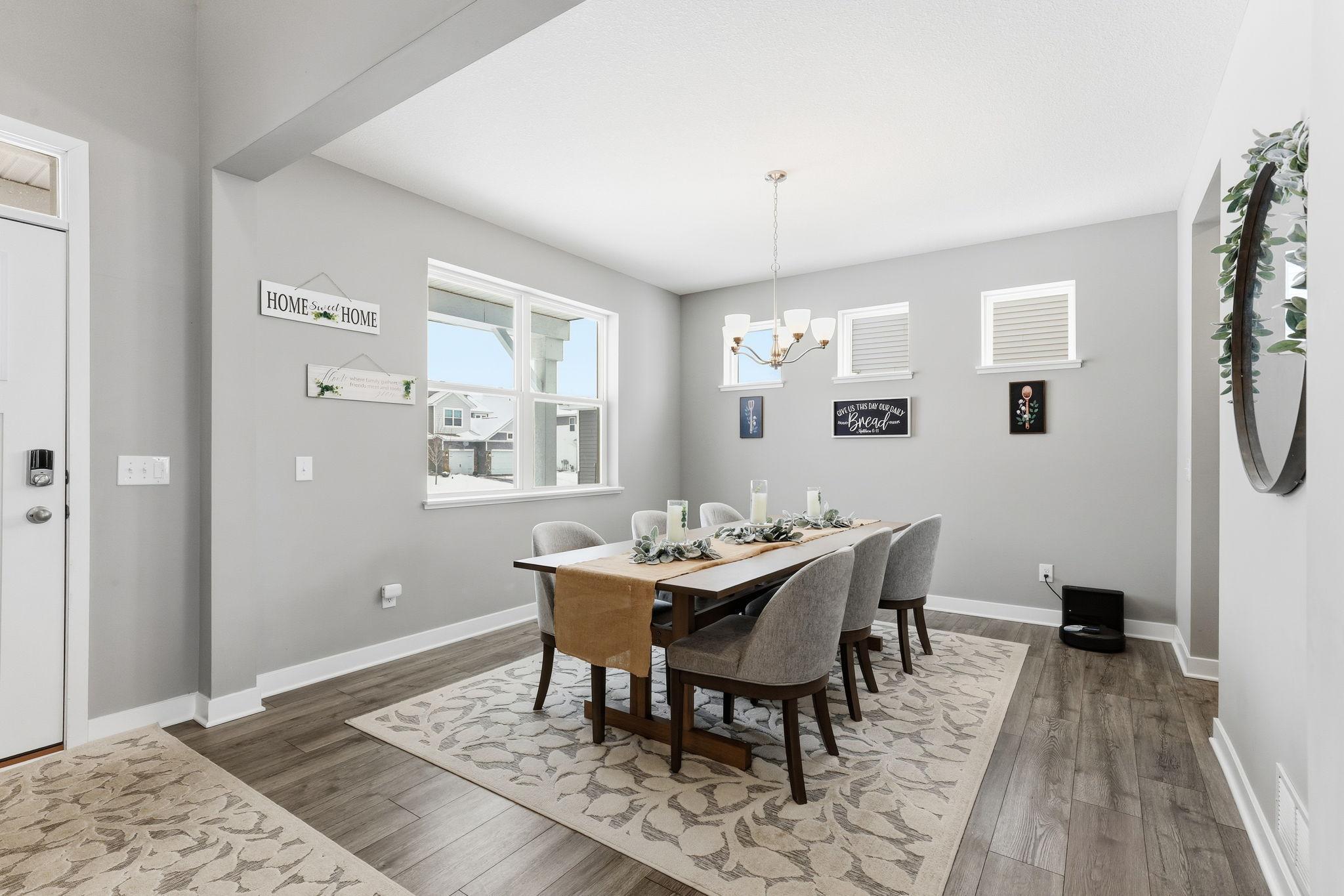 16206 Europa Avenue N