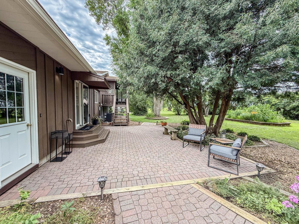 Photo of 904 Birch Avenue W, Hector, MN 55342 (MLS # 7116992)