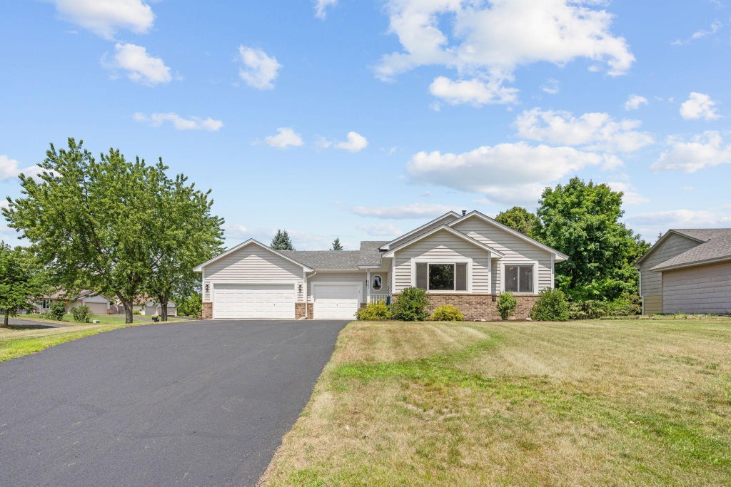 Photo of 3285 129th Lane NW, Coon Rapids, MN 55448 (MLS # 7158392)