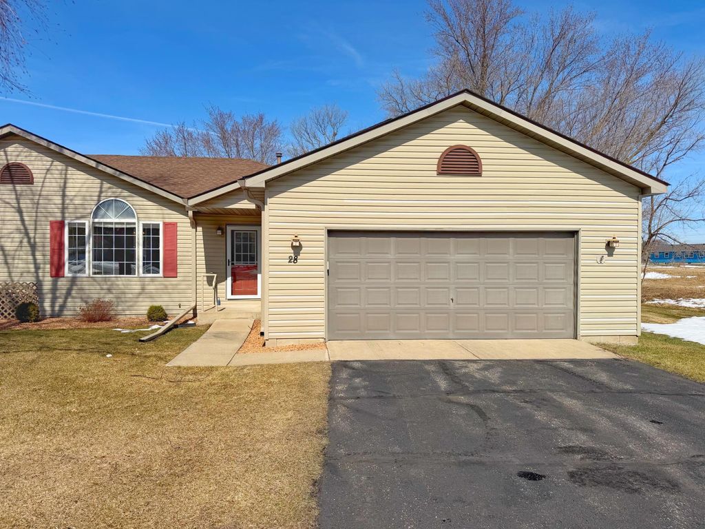 Photo of 28 Carriage Lane, Owatonna, MN 55060 (MLS # 7041295)