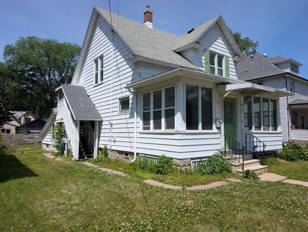 Photo of 119 8th Avenue SE, Rochester, MN 55904 (MLS # 7086159)