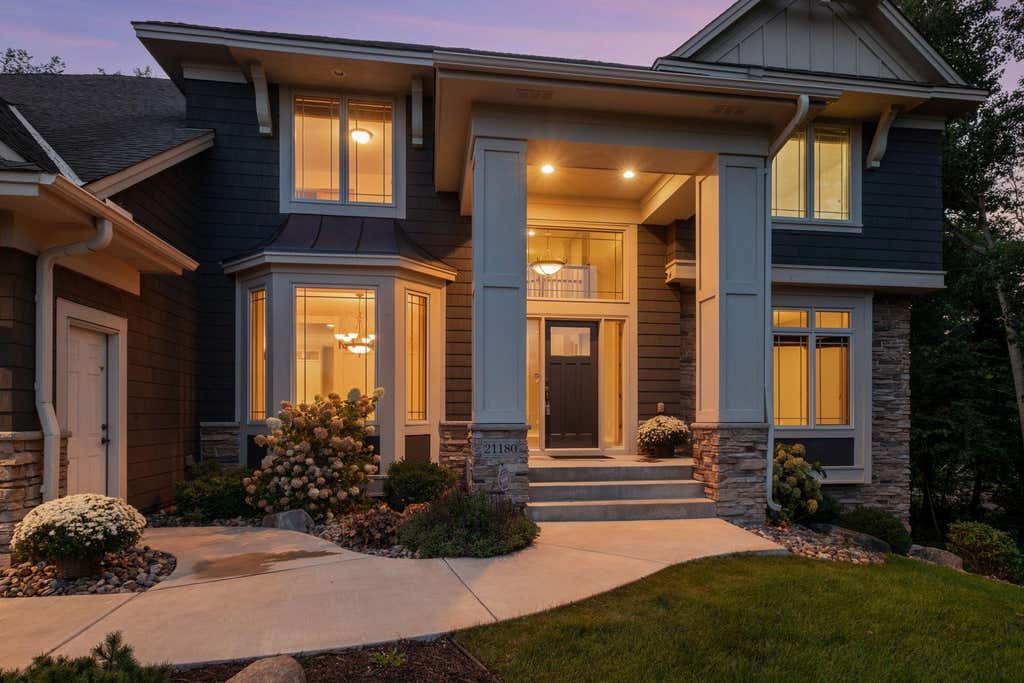 Photo of 21180 Wellington Place, Lakeville, MN 55044 (MLS # 7133190)