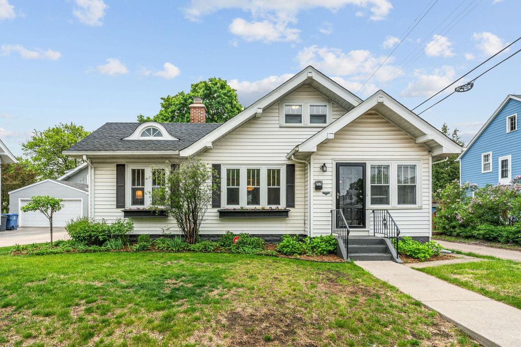 Photo of 215 E 48th Street, Minneapolis, MN 55419 (MLS # 7076880)