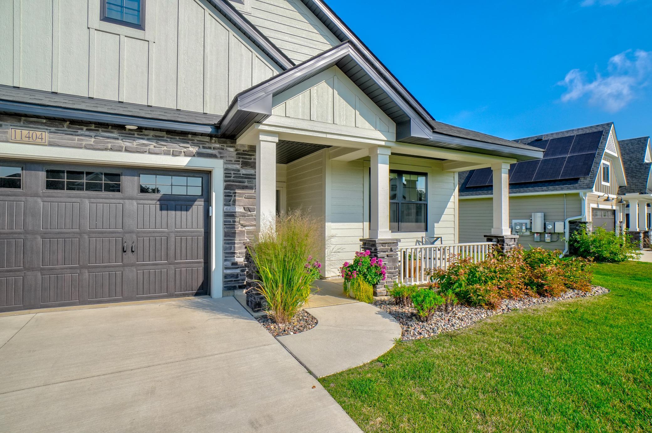 11404 Kings Court N
