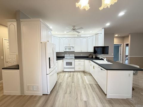 Photo of 304 Lynsee Lane, Montevideo, MN 56265 (MLS # 7011389)
