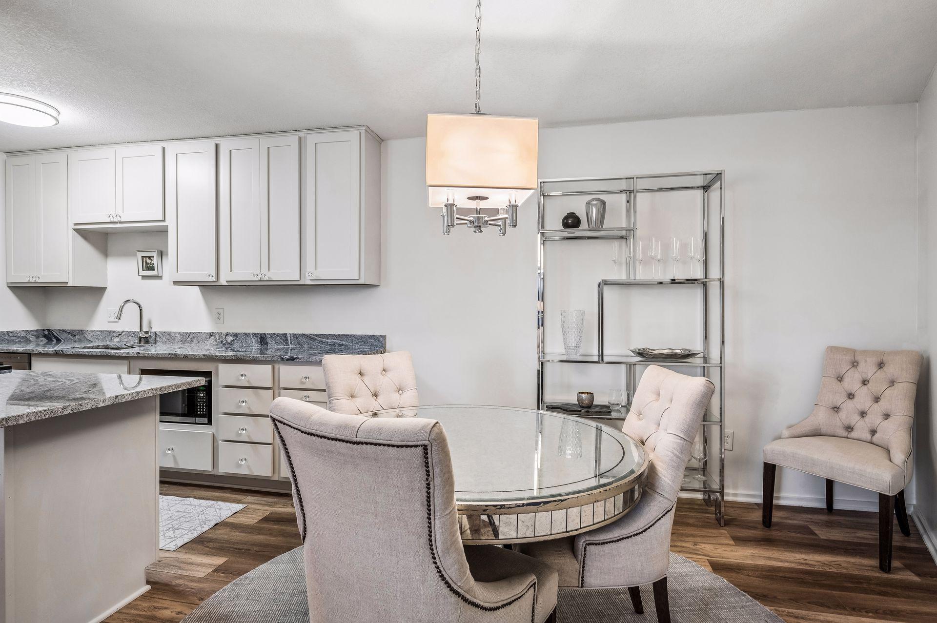 1200 Nicollet Mall 209