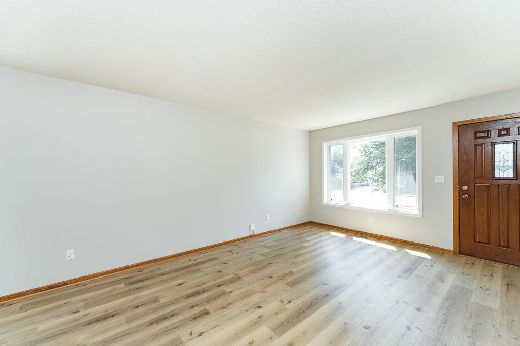 Photo of 3323 7th Street NW, Rochester, MN 55901 (MLS # 7029189)