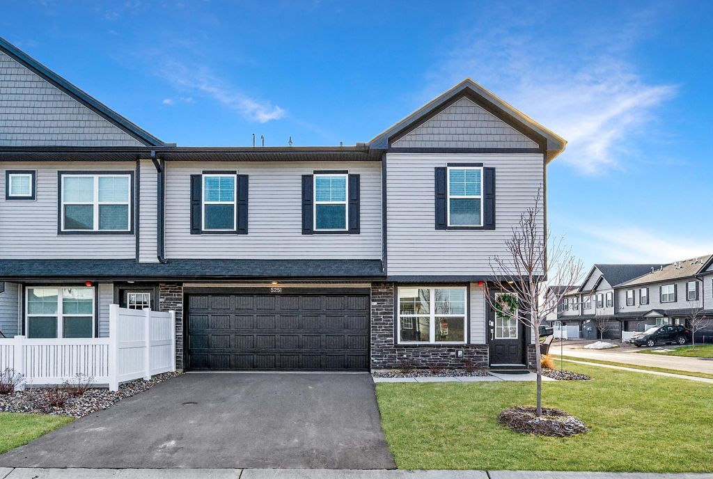 Photo of 5251 Long Pointe Pass, Woodbury, MN 55129 (MLS # 7043005)