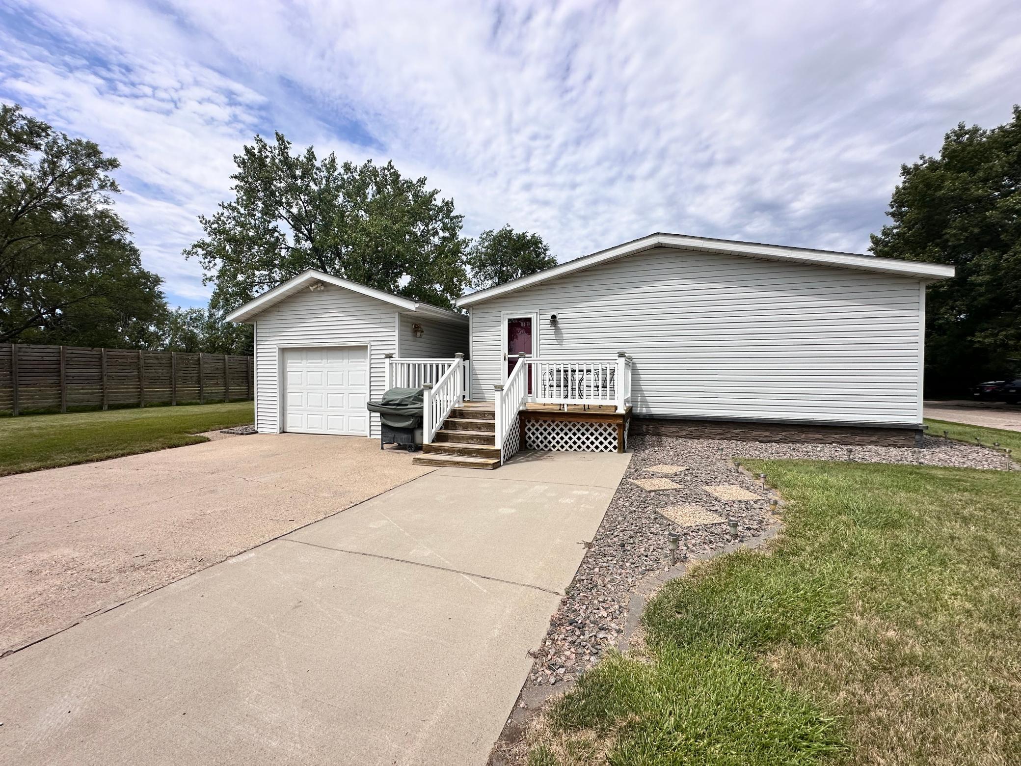 517 Locust Avenue