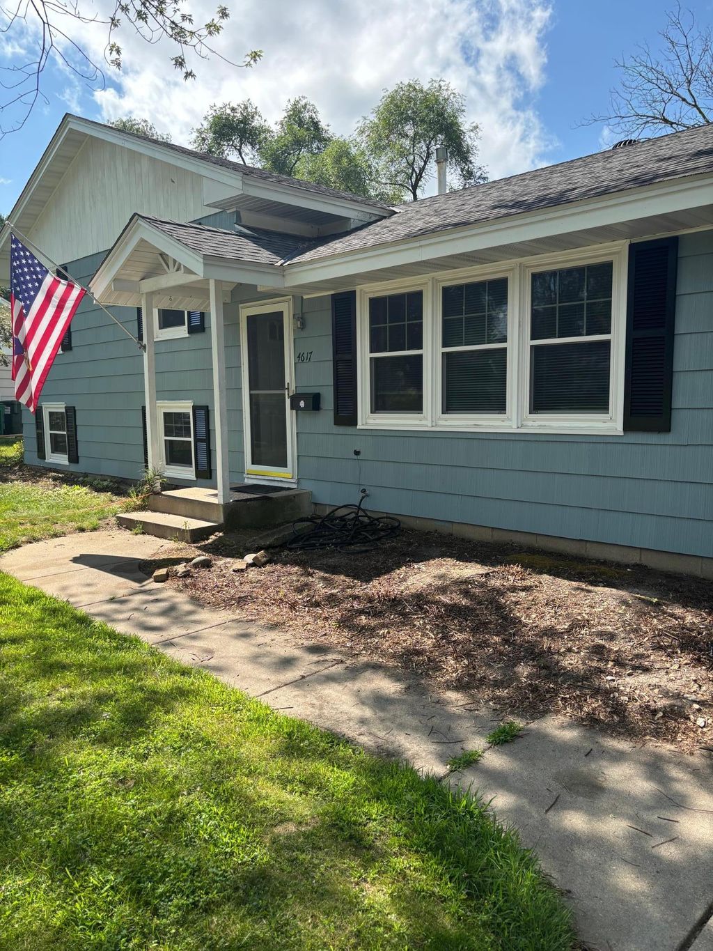 Photo of 4617 Southmore Drive, Bloomington, MN 55437 (MLS # 7008895)