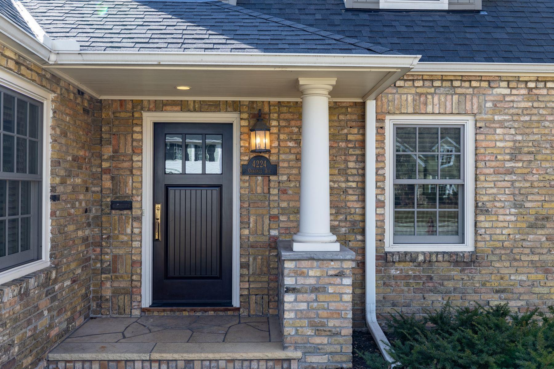 4224 Oakdale Avenue S