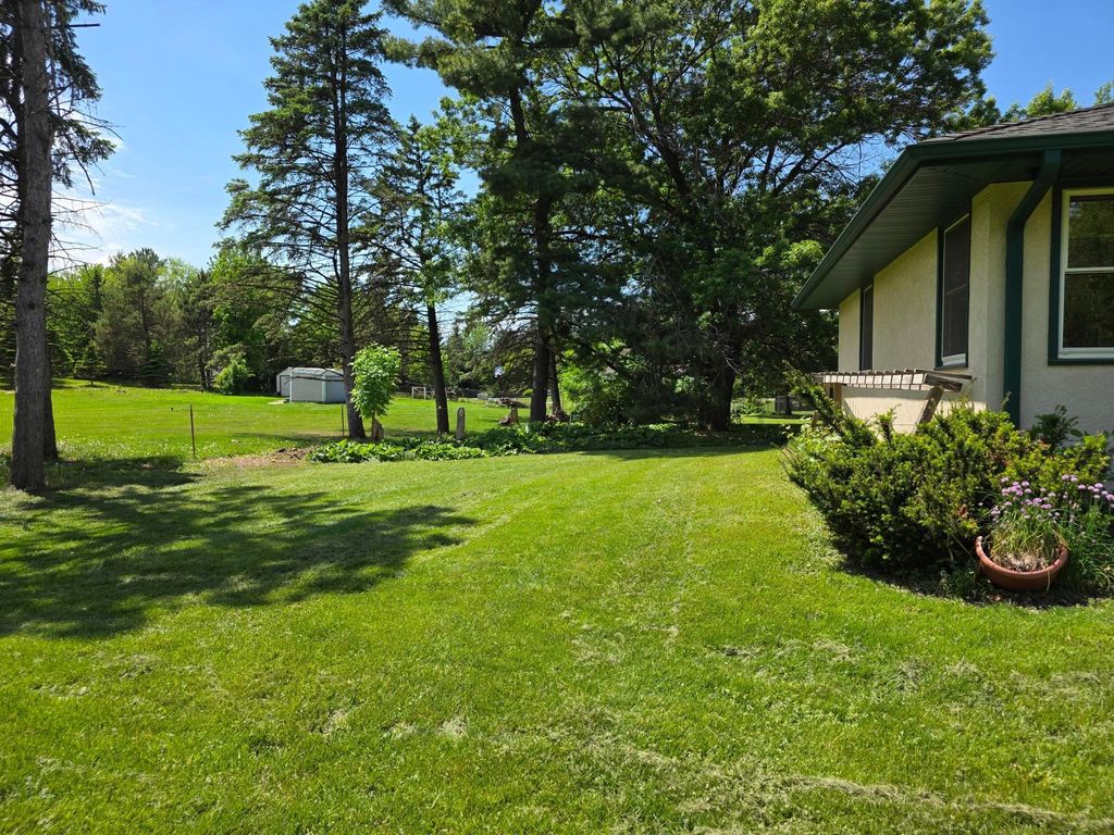 Photo of 1980 58th Street E, Inver Grove Heights, MN 55077 (MLS # 7084516)