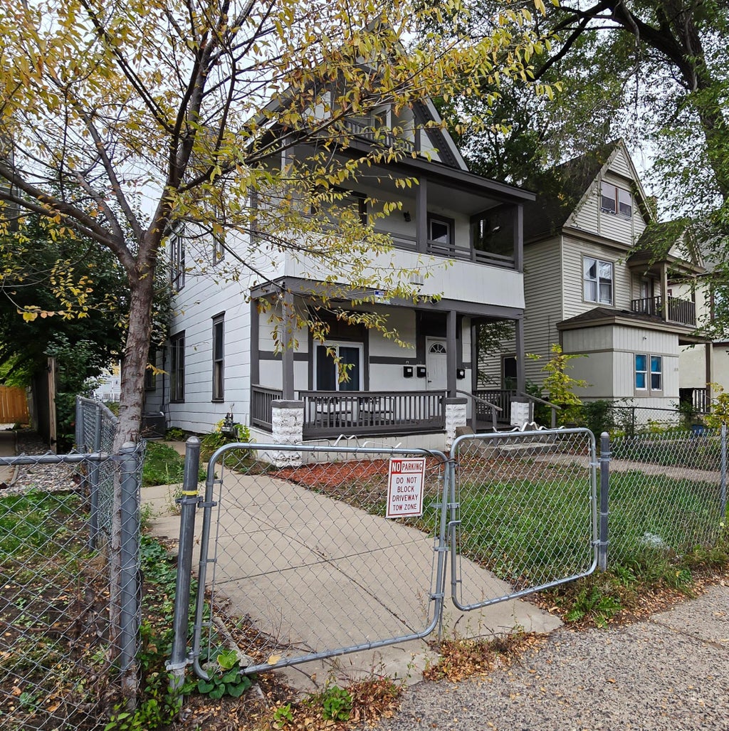 Photo of 3310 Chicago Avenue, Minneapolis, MN 55407 (MLS # 7162268)