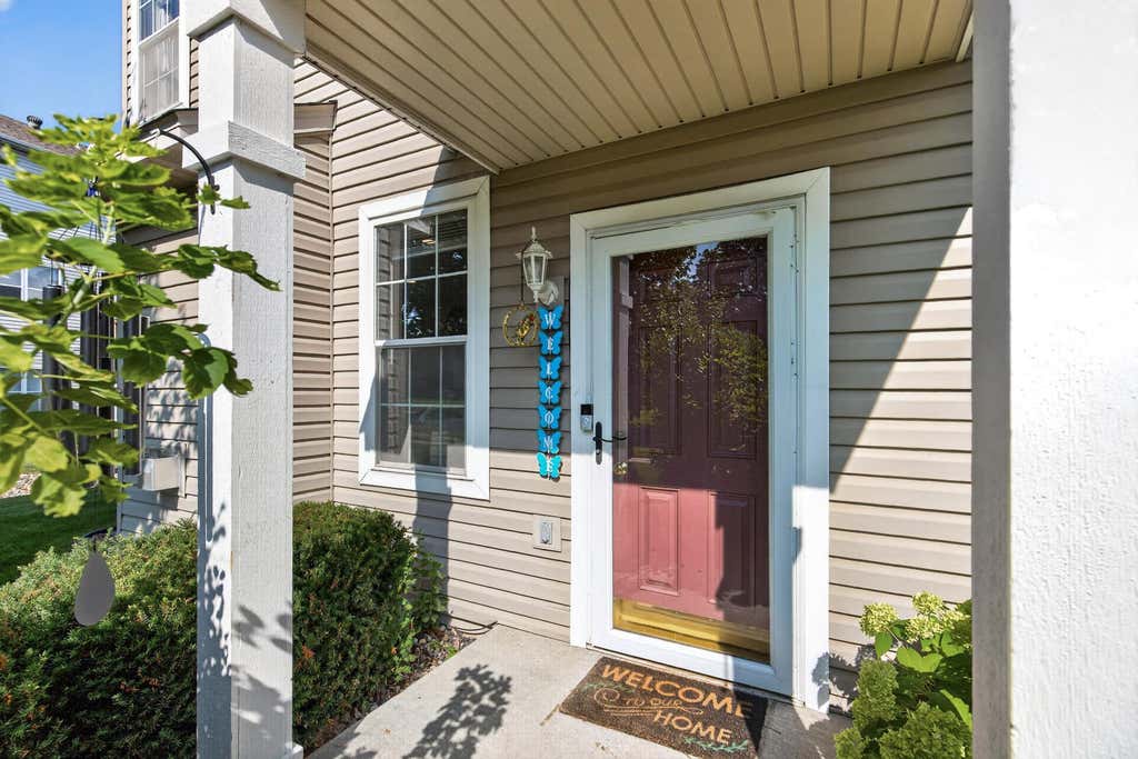 Photo of 5100 Holly Lane N #1801, Plymouth, MN 55446 (MLS # 7123069)