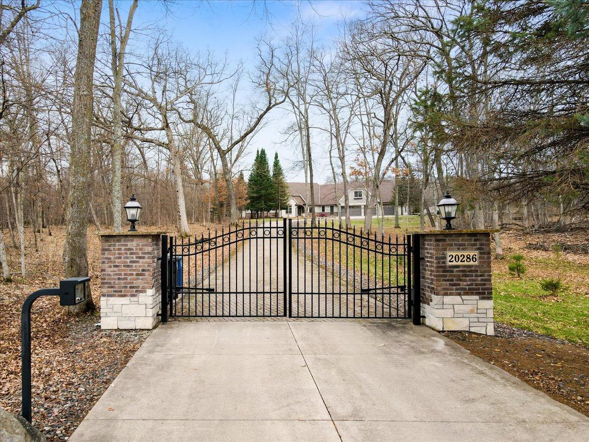 20286 Saint Croix Trail N