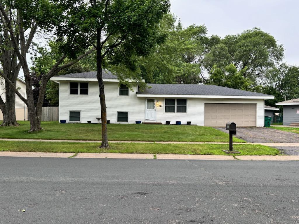 Photo of 3525 Bryant Avenue, Anoka, MN 55303 (MLS # 7105673)