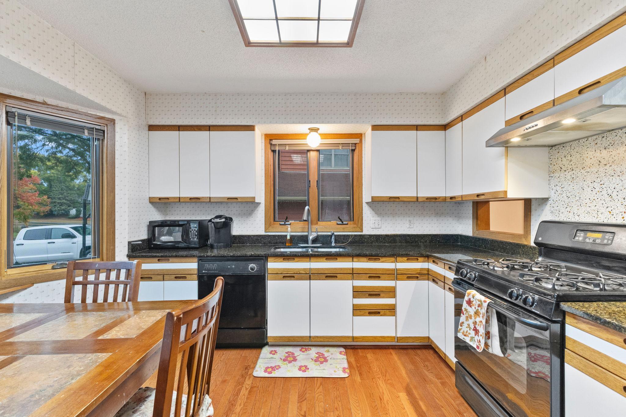 11159 Sumter Avenue S