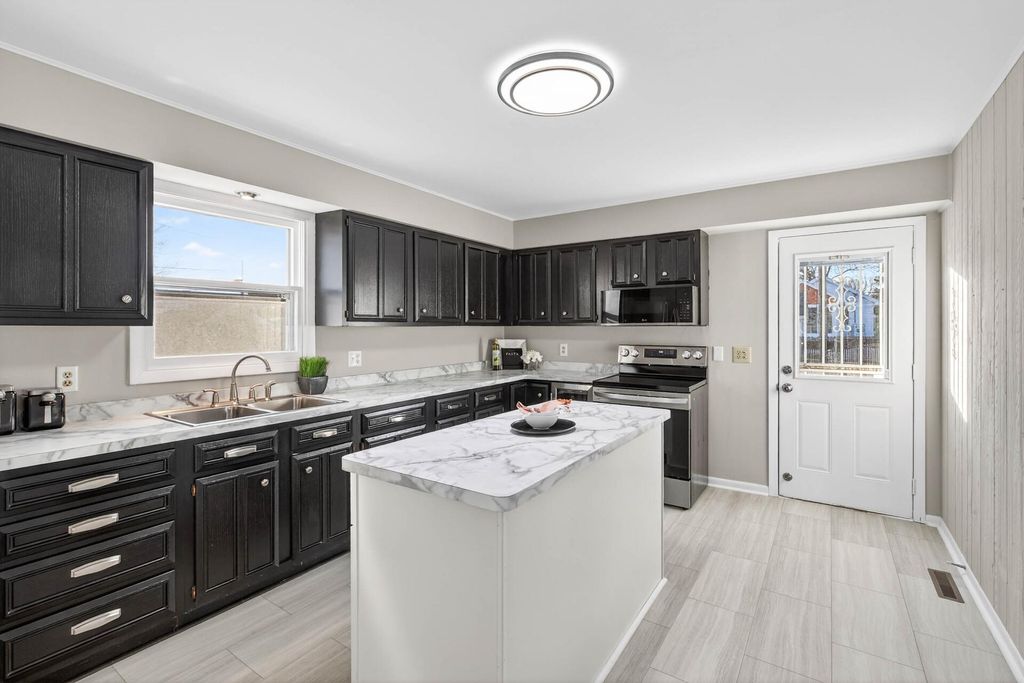 Photo of 3720 43rd Avenue S, Minneapolis, MN 55406 (MLS # 7047722)