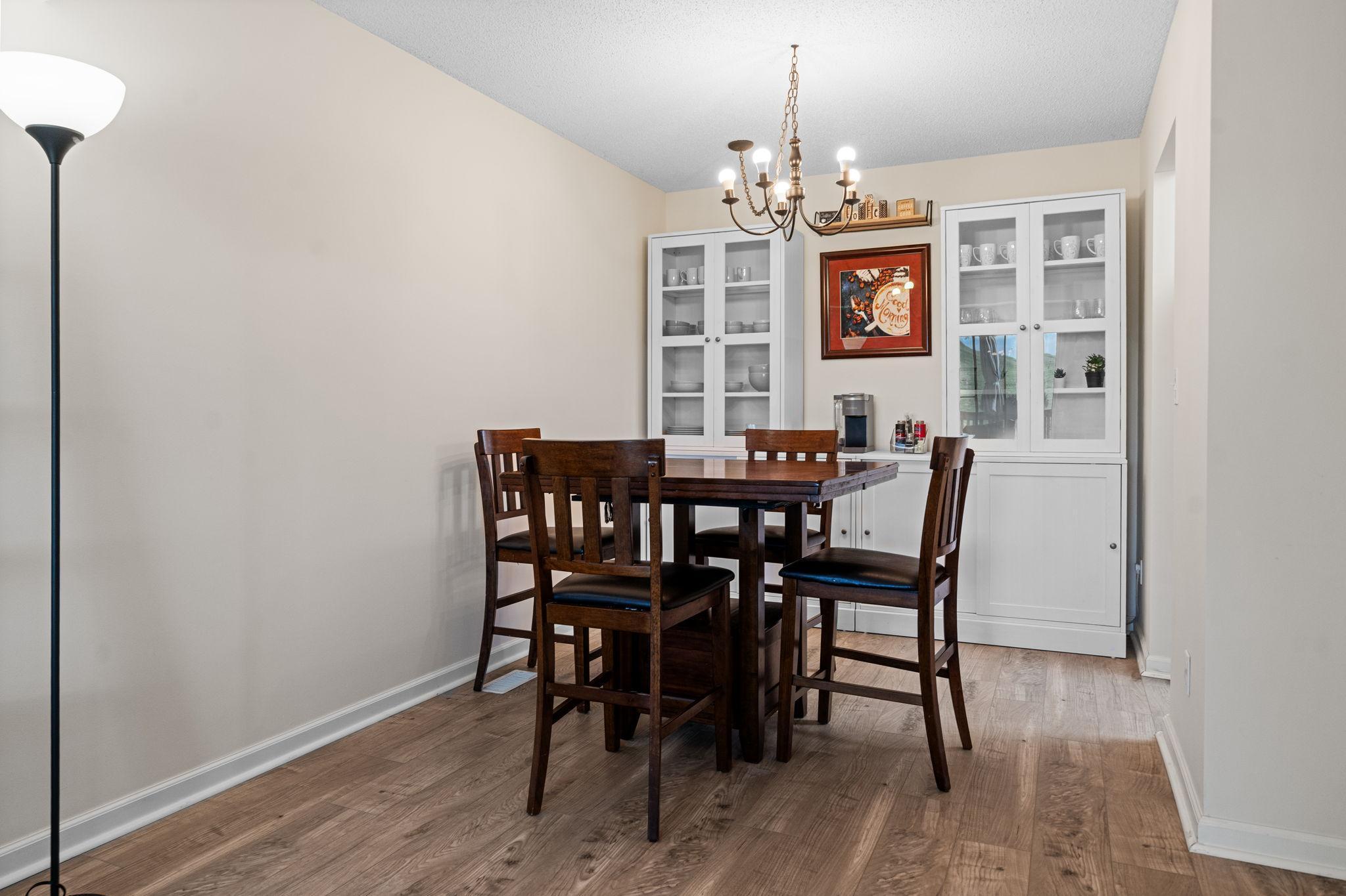 1329 Wagon Wheel Road