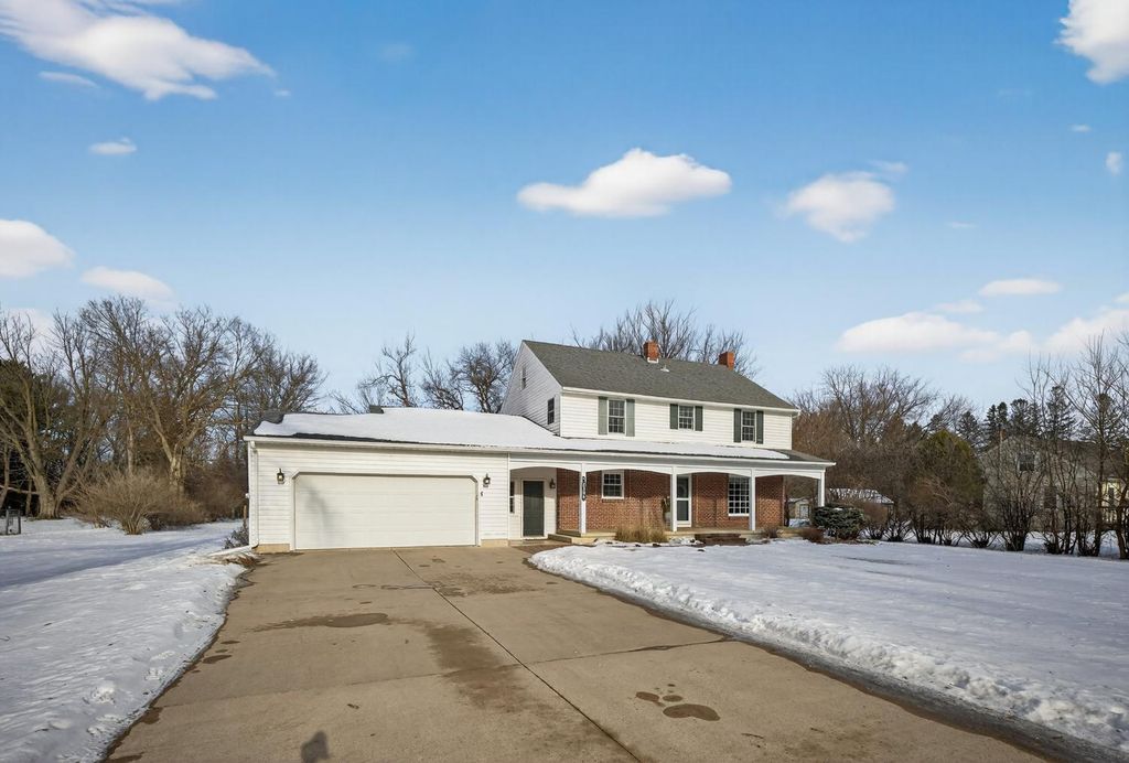 Photo of 2306 15th Avenue SW, Austin, MN 55912 (MLS # 7001991)