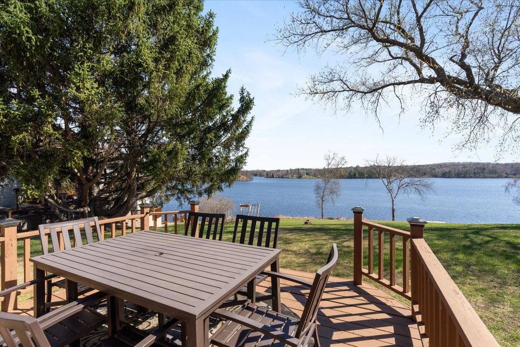 Photo of 1704 13th Avenue NE, Brainerd, MN 56401 (MLS # 7061339)