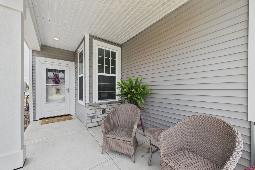 Photo of 196 Liberty Heights Drive, Chaska, MN 55318 (MLS # 7102353)