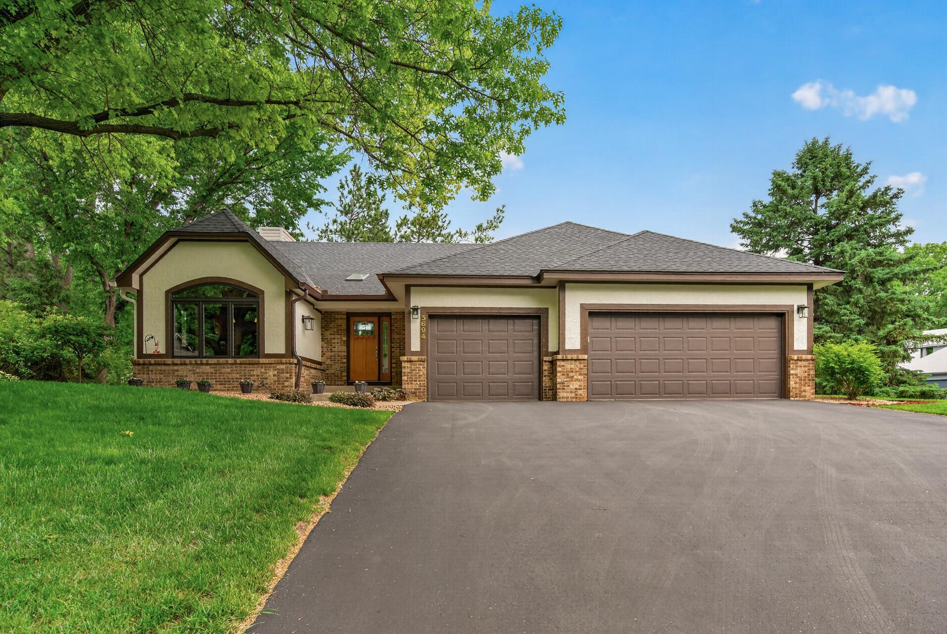 3694 Windtree Drive