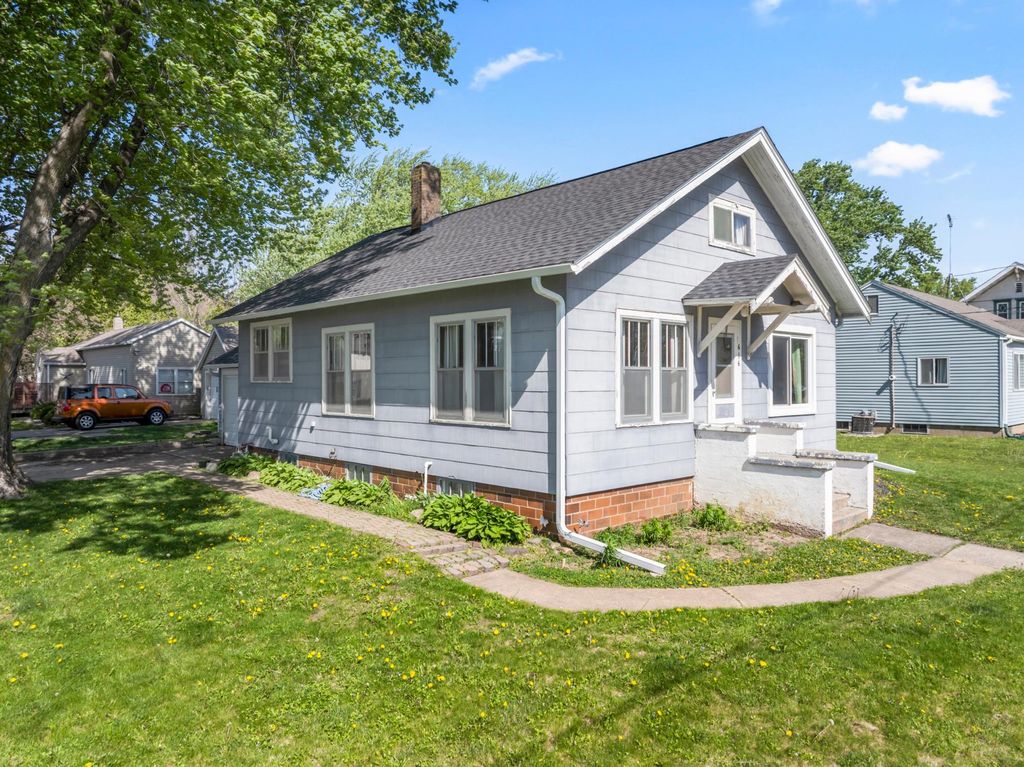 Photo of 616 State Street, West Concord, MN 55985 (MLS # 7068928)