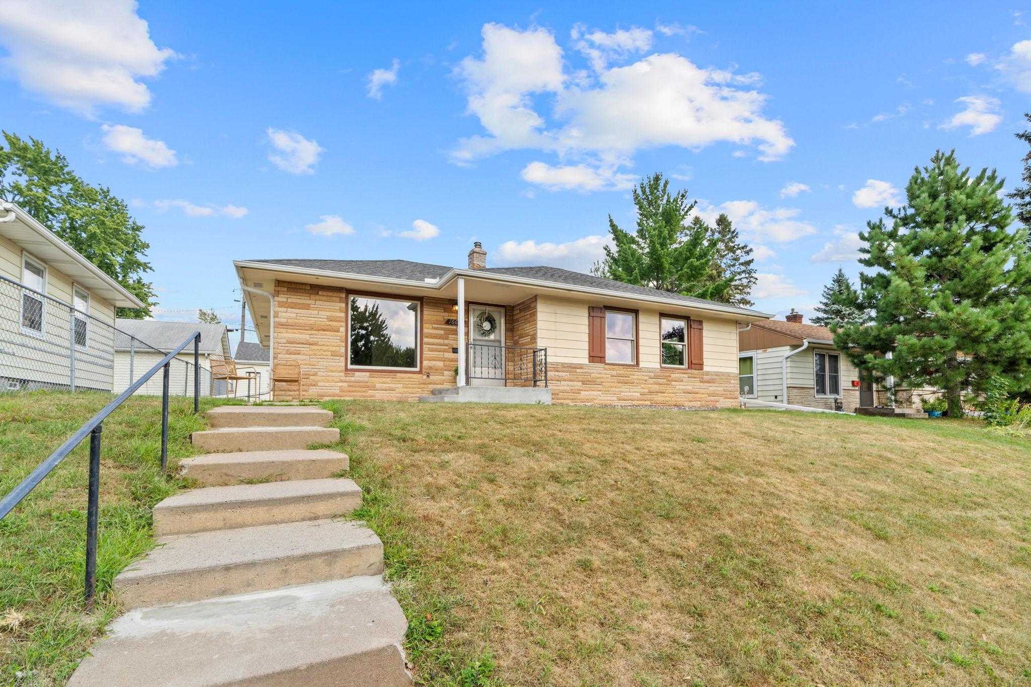 1668 Craig Place
