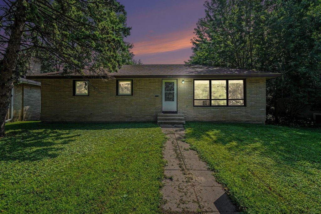 Photo of 1066 26th Avenue SE, Minneapolis, MN 55414 (MLS # 7105797)