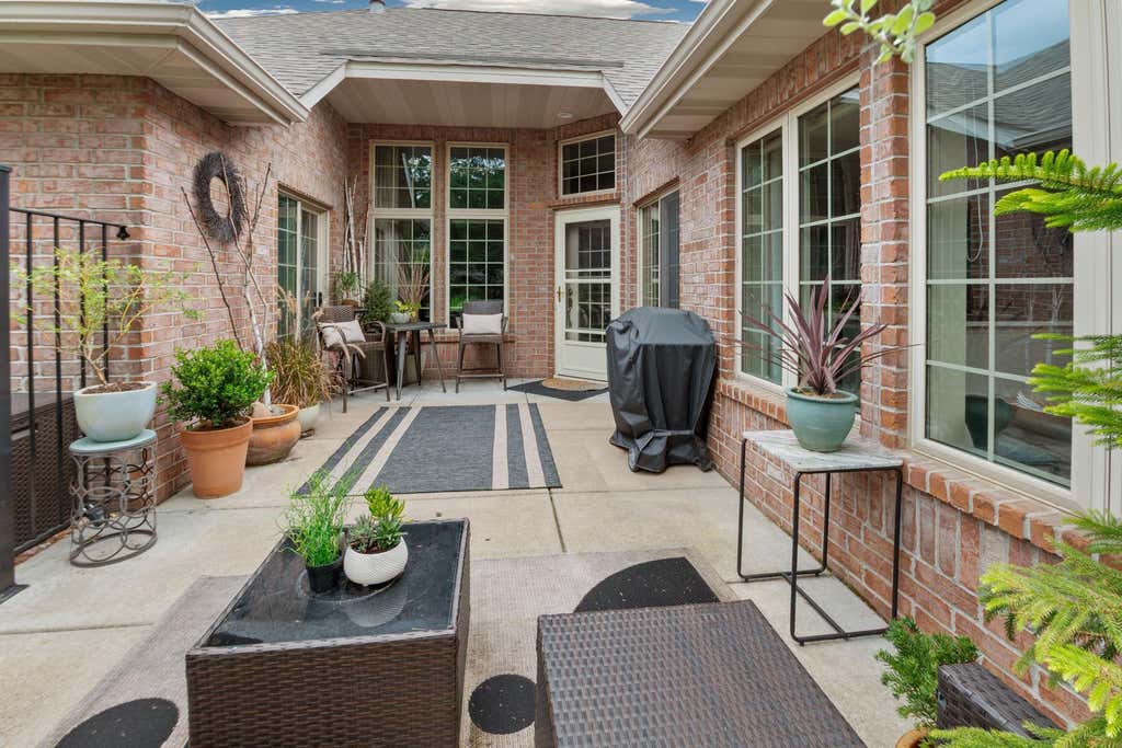 Photo of 1417 Hunter Hill Road, Hudson, WI 54016 (MLS # 7131947)