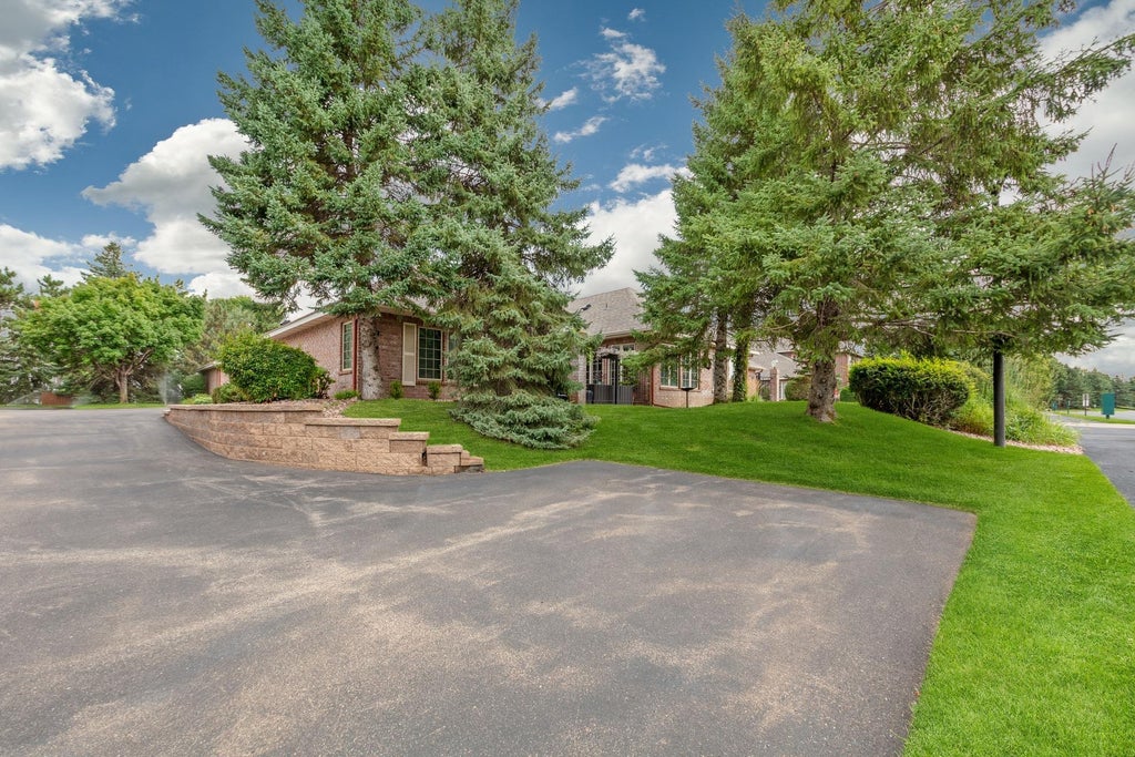 Photo of 1417 Hunter Hill Road, Hudson, WI 54016 (MLS # 7131947)