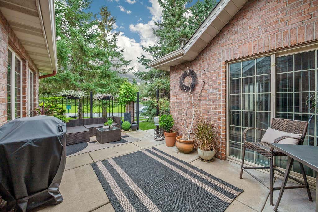 Photo of 1417 Hunter Hill Road, Hudson, WI 54016 (MLS # 7131947)