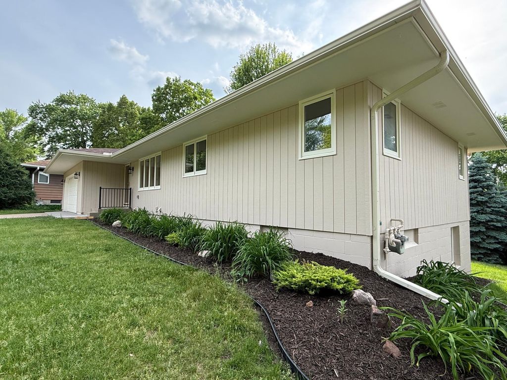 Photo of 635 Iona Lane, Roseville, MN 55113 (MLS # 7089960)
