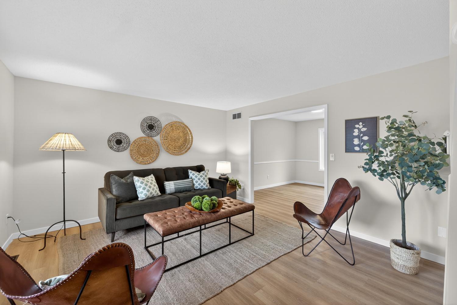 4406 Newcastle Lane NW