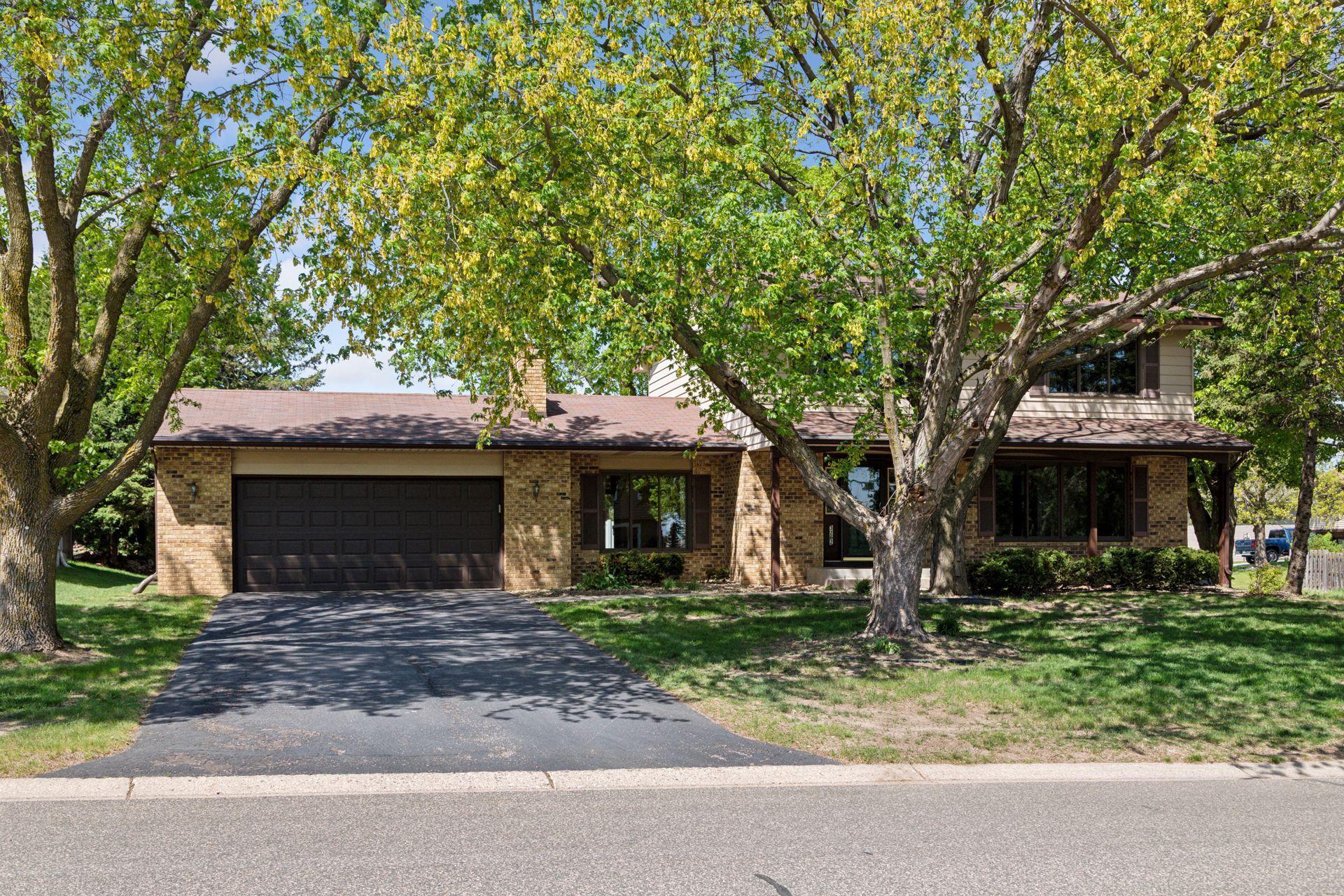 3262 Churchill Drive