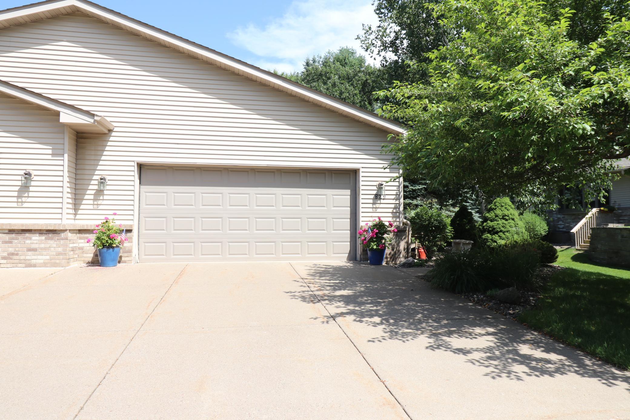 829 Autumn Way