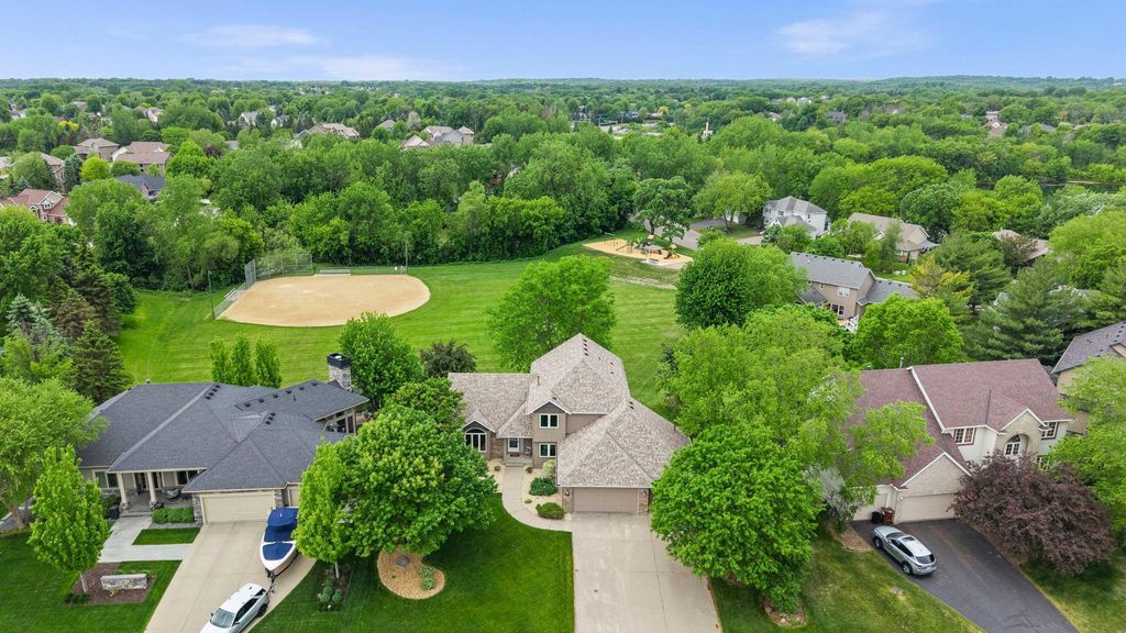Photo of 10791 Alberton Way, Inver Grove Heights, MN 55077 (MLS # 7076956)