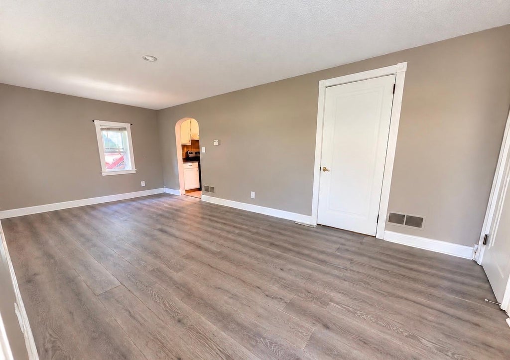 Photo of 1041 17th Avenue S, Saint Cloud, MN 56301 (MLS # 7155174)