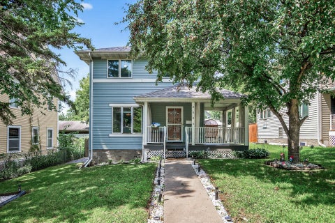 Photo of 2505 Dupont Avenue N, Minneapolis, MN 55411 (MLS # 7138459)