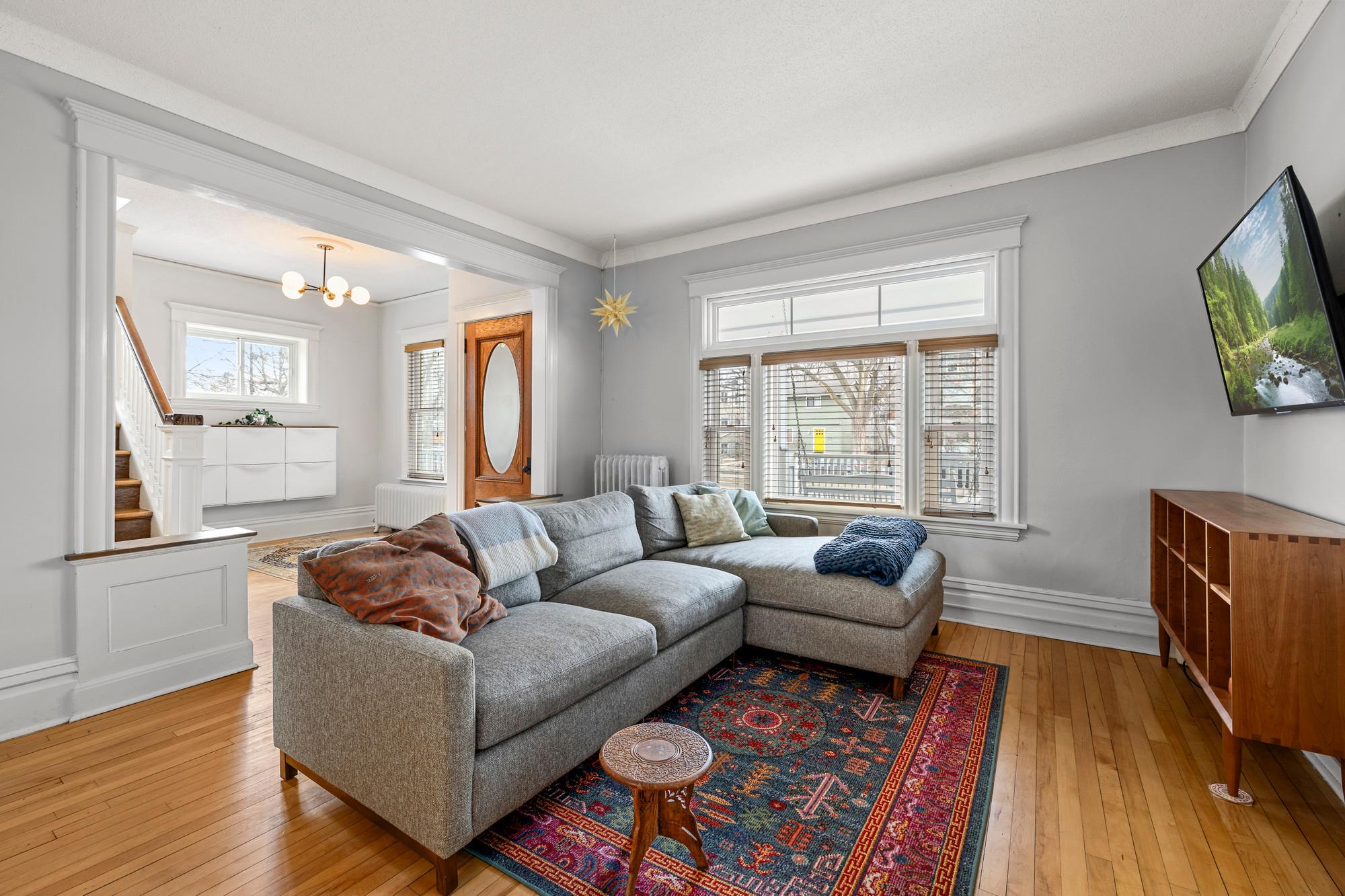 3512 Lyndale Avenue S