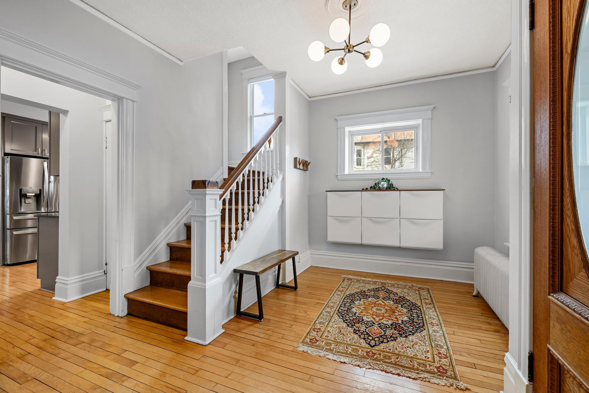 3512 Lyndale Avenue S