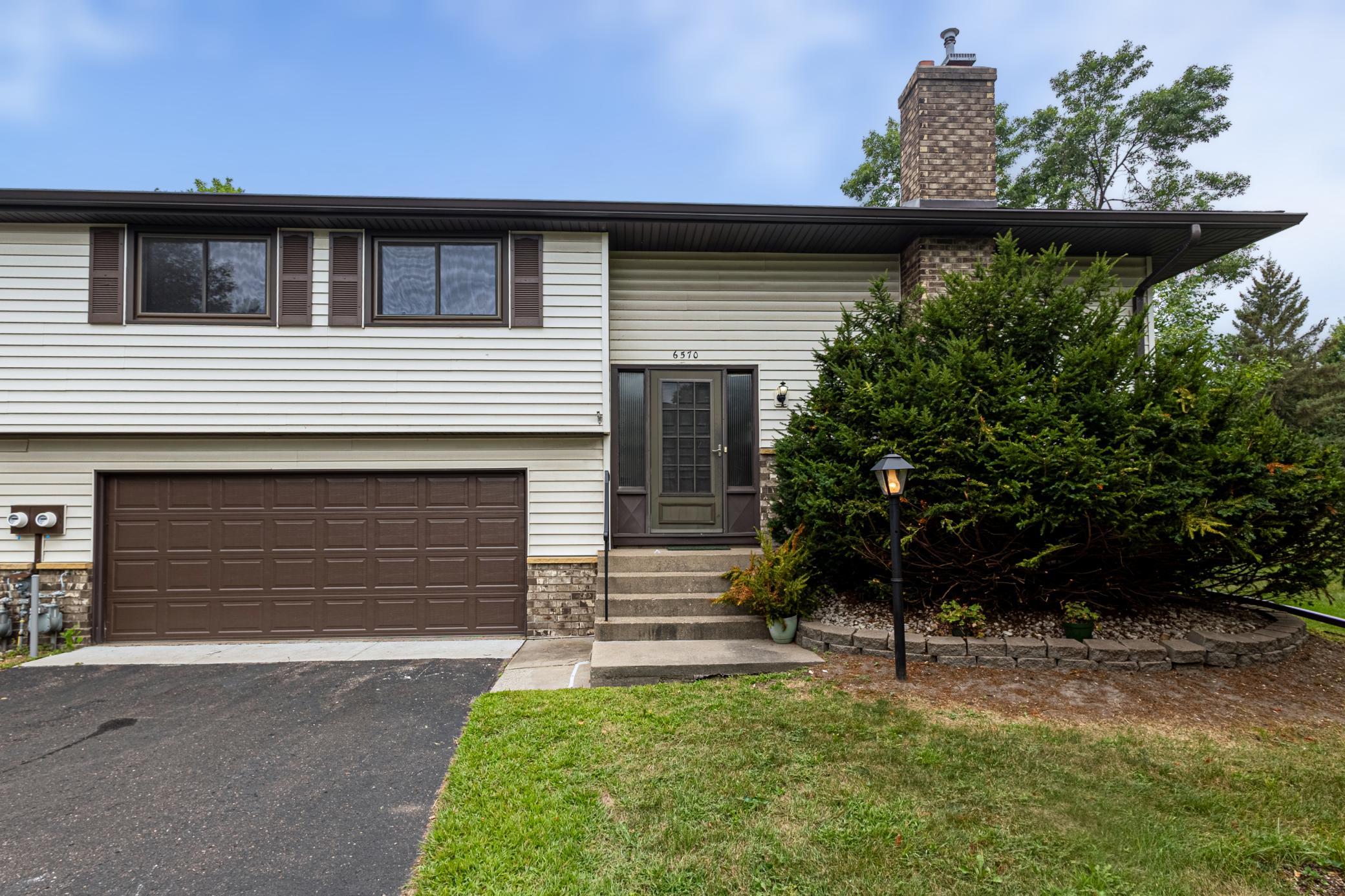 6570 Upper 35th Street N
