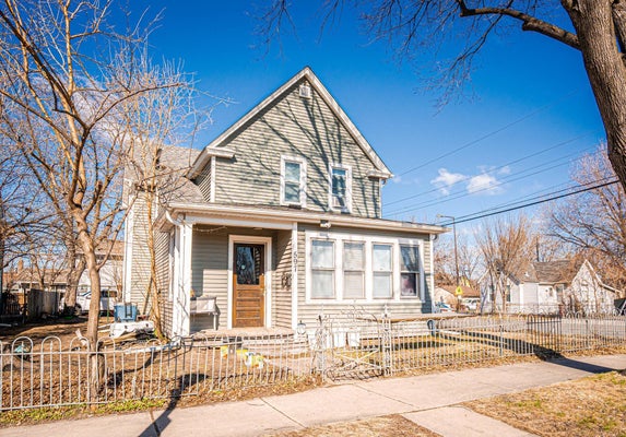 597 VIRGINIA ST, SAINT PAUL, MN 55103 - Image e89a67b035d2ac6efa9b4527f5b2c225/1944679925
